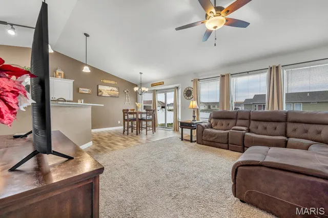 $310,000 | 400 Falcons Prey, Wright City, MO 63390