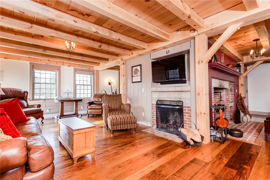 1354 S Road East Greenwich, RI 02818 - Photo 12 of 29 Gallery Image 12