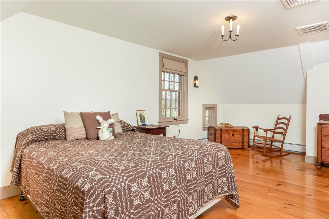 1354 S Road East Greenwich, RI 02818 - Photo 26 of 29 Gallery Image 26