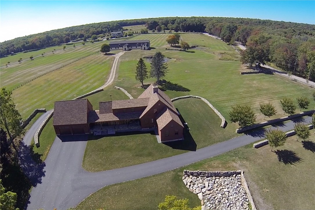 1354 S Road East Greenwich, RI 02818 - Photo 4 of 29 Gallery Image 4