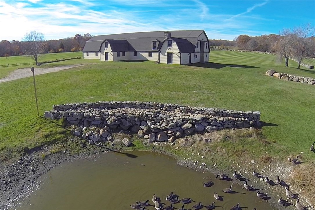 1354 S Road East Greenwich, RI 02818 - Photo 5 of 29 Gallery Image 5