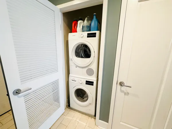 $5,000 | 1125 Maxwell Lane, Unit 426, Hoboken, NJ 07030