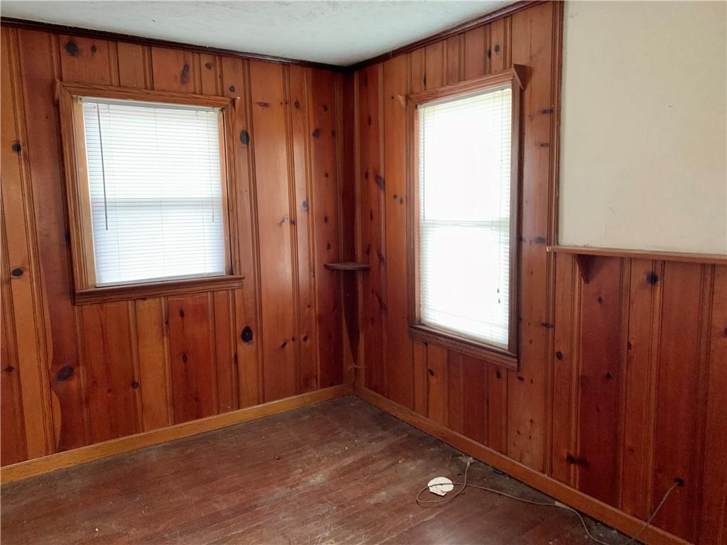 197 North Shortridge Road Indianapolis, IN 46219 - Photo 8 of 21