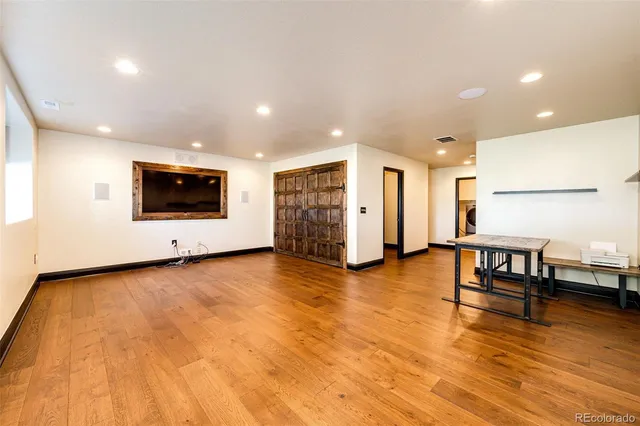 a view of walk in closet