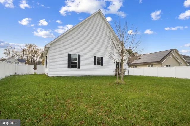 $1,975 | 307 Farmhouse Trail, Felton, DE 19943