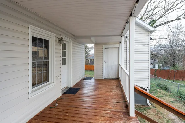 $249,900 | 207 Reservoir Street, Staunton, VA 24401