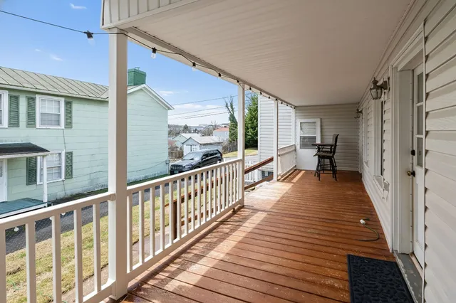 $249,900 | 207 Reservoir Street, Staunton, VA 24401