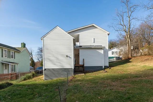 $249,900 | 207 Reservoir Street, Staunton, VA 24401