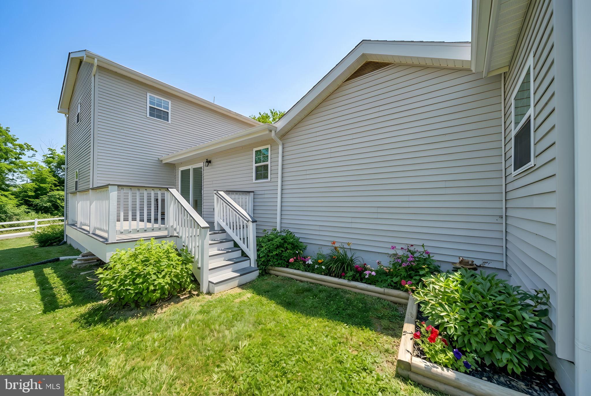 671 Pine Ridge Drive Front Royal, VA 22630 - Photo 10 of 108 Charming home with lush garden and deck.