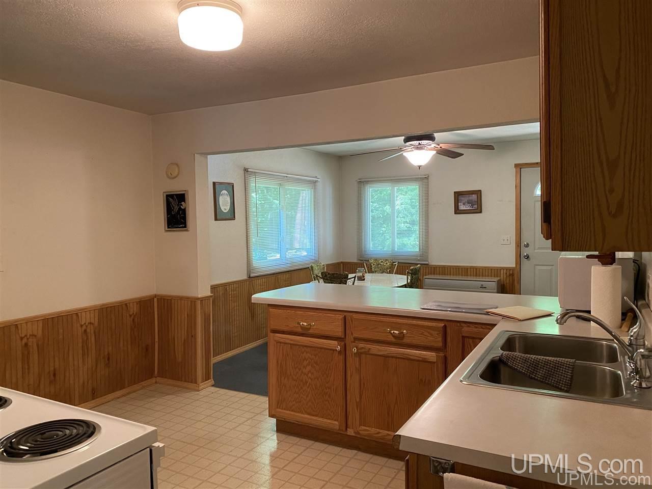264 Round Lake Road Wetmore, MI 49895 - Photo 5 of 25 Gallery Image 5