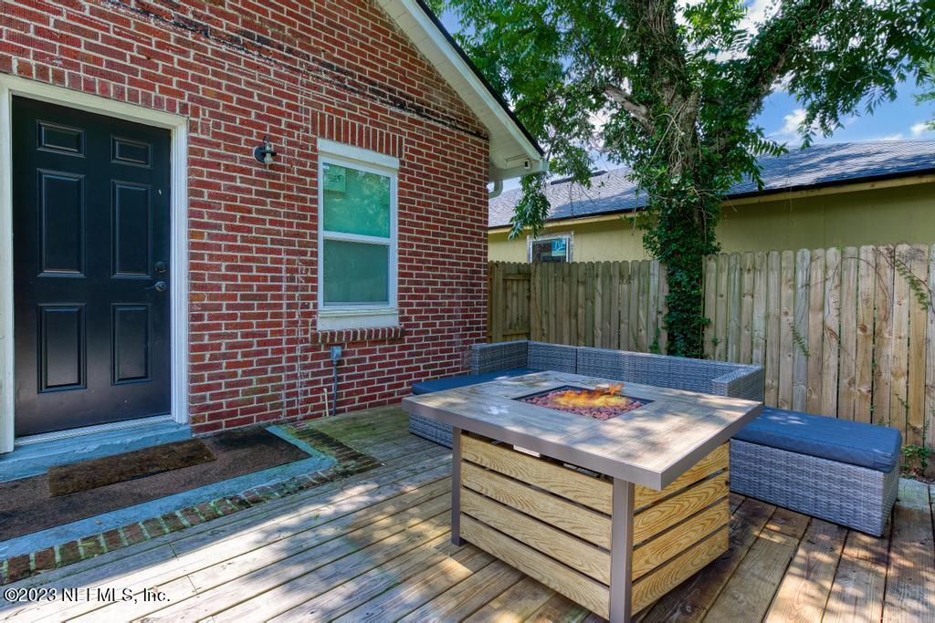 4635 Attleboro Street Jacksonville, FL 32205 - Photo 22 of 27