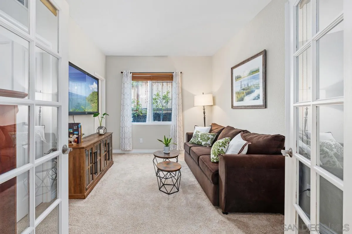 12524 Dormouse Road San Diego, CA 92129 - Photo 14 of 33 Convenient downstairs bedroom with full bath