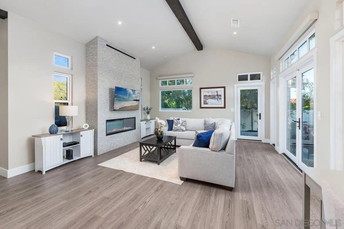 12524 Dormouse Road San Diego, CA 92129 - Photo 29 of 33 Guest cottage family room