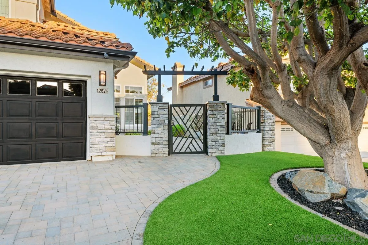 12524 Dormouse Road San Diego, CA 92129 - Photo 3 of 33