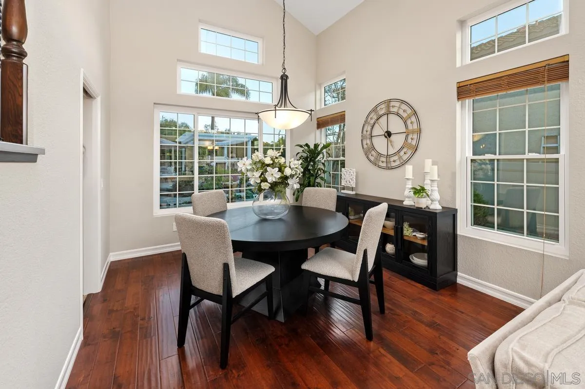 12524 Dormouse Road San Diego, CA 92129 - Photo 5 of 33 Dining Room