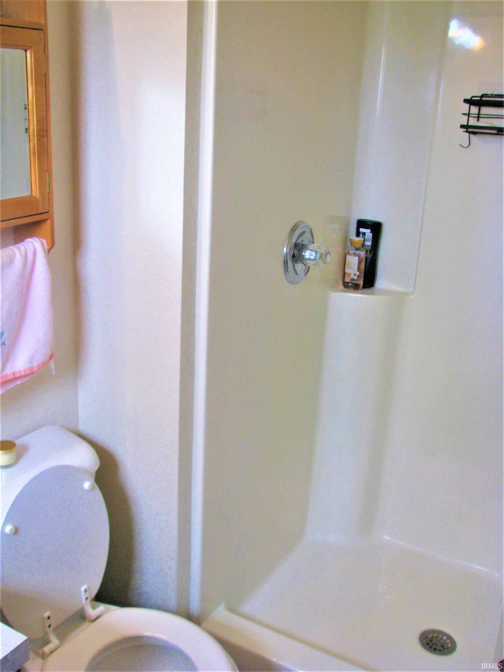 18950 Wild Rose Road New Paris, IN 46553 - Photo 14 of 36 Gallery Image 14