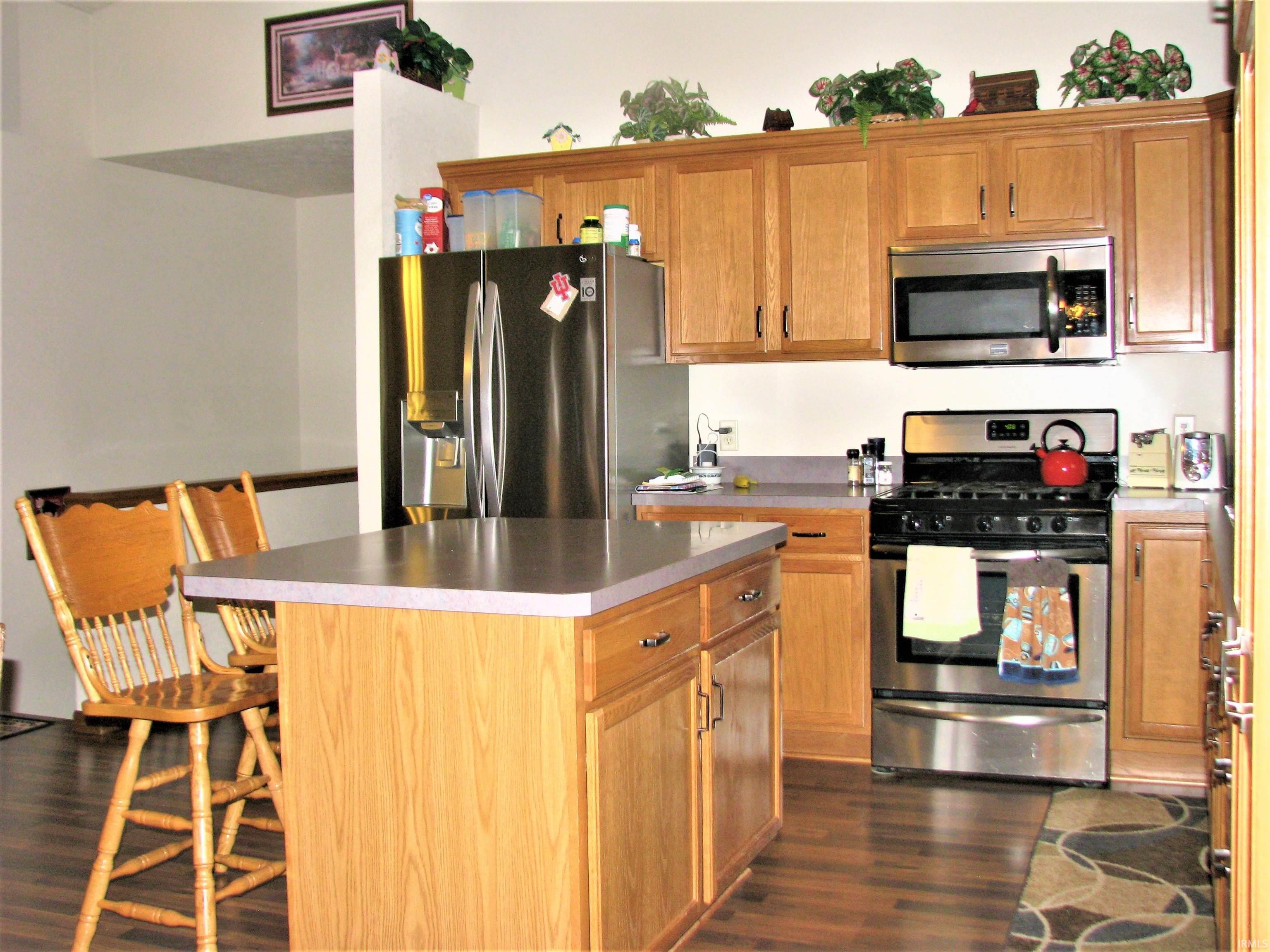 18950 Wild Rose Road New Paris, IN 46553 - Photo 9 of 36 Gallery Image 9