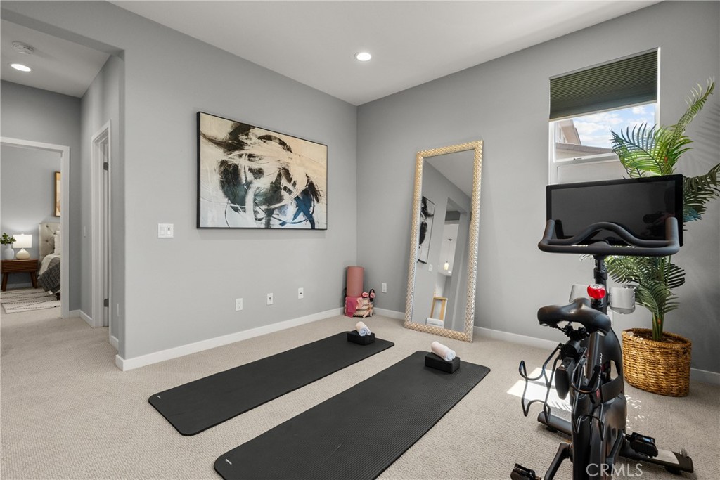 18138 Tableau Way Saugus, CA 91350 - Photo 19 of 46