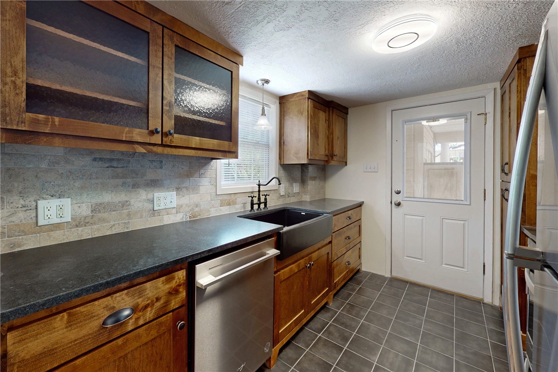 511 Homestead Street Bryan, TX 77803 - Photo 13 of 46 Gallery Image 13