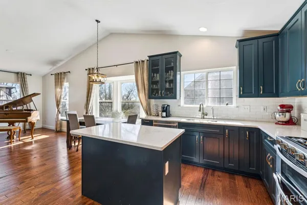 $400,000 | 897 Top Notch Lane, Eureka, MO 63025