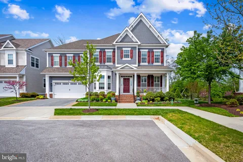 front view of house with a yard