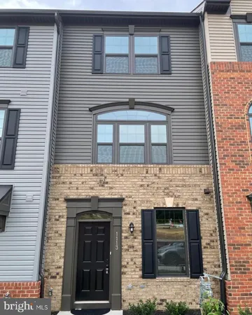 $2,700 | 1113 Rampart Drive, Fredericksburg, VA 22401