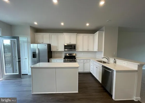 $2,700 | 1113 Rampart Drive, Fredericksburg, VA 22401