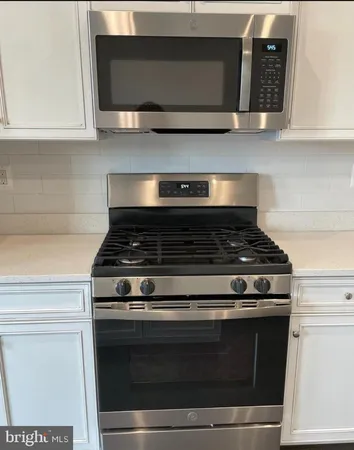 $2,700 | 1113 Rampart Drive, Fredericksburg, VA 22401