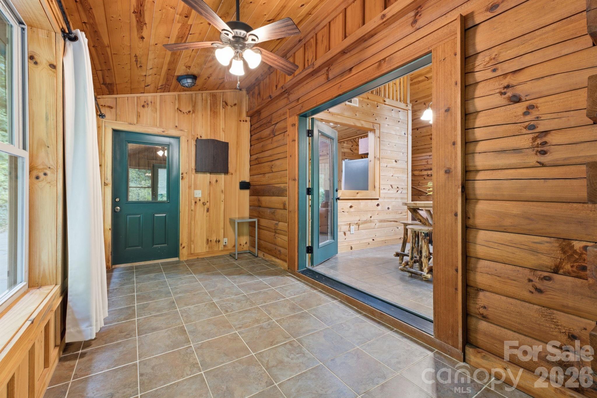 1026 High Top Mountain Road Whittier, NC 28789 - Photo 20 of 45