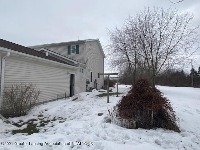 5705 West Columbia Road Mason, MI 48854 - Photo 44 of 53 side yard