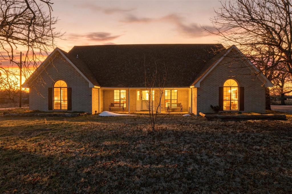 2818 Ward Mountain Road Palo Pinto, TX 76484 - Photo 3 of 40