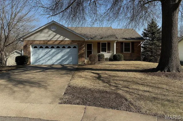 $339,900 | 7 Nick Ridge Drive, Washington, MO 63090