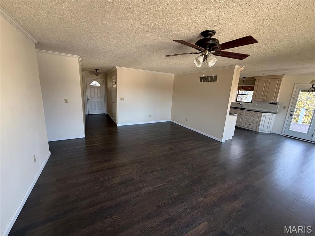 7 Nick Ridge Drive Washington, MO 63090 - Photo 3 of 22