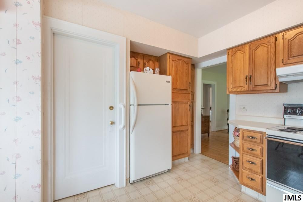340 Showerman Road Jackson, MI 49203 - Photo 4 of 29 Photo 4