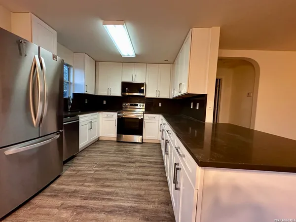 $1,990 | 9114 Granberry Pass, Universal City, TX 78148