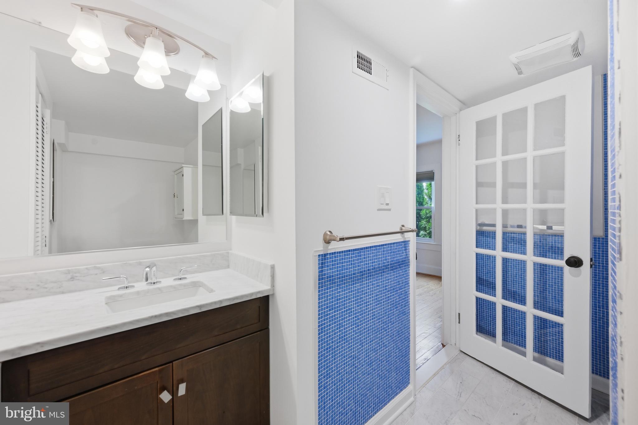 2705 1st Road South Arlington, VA 22204 - Photo 13 of 25 Gallery Image 13