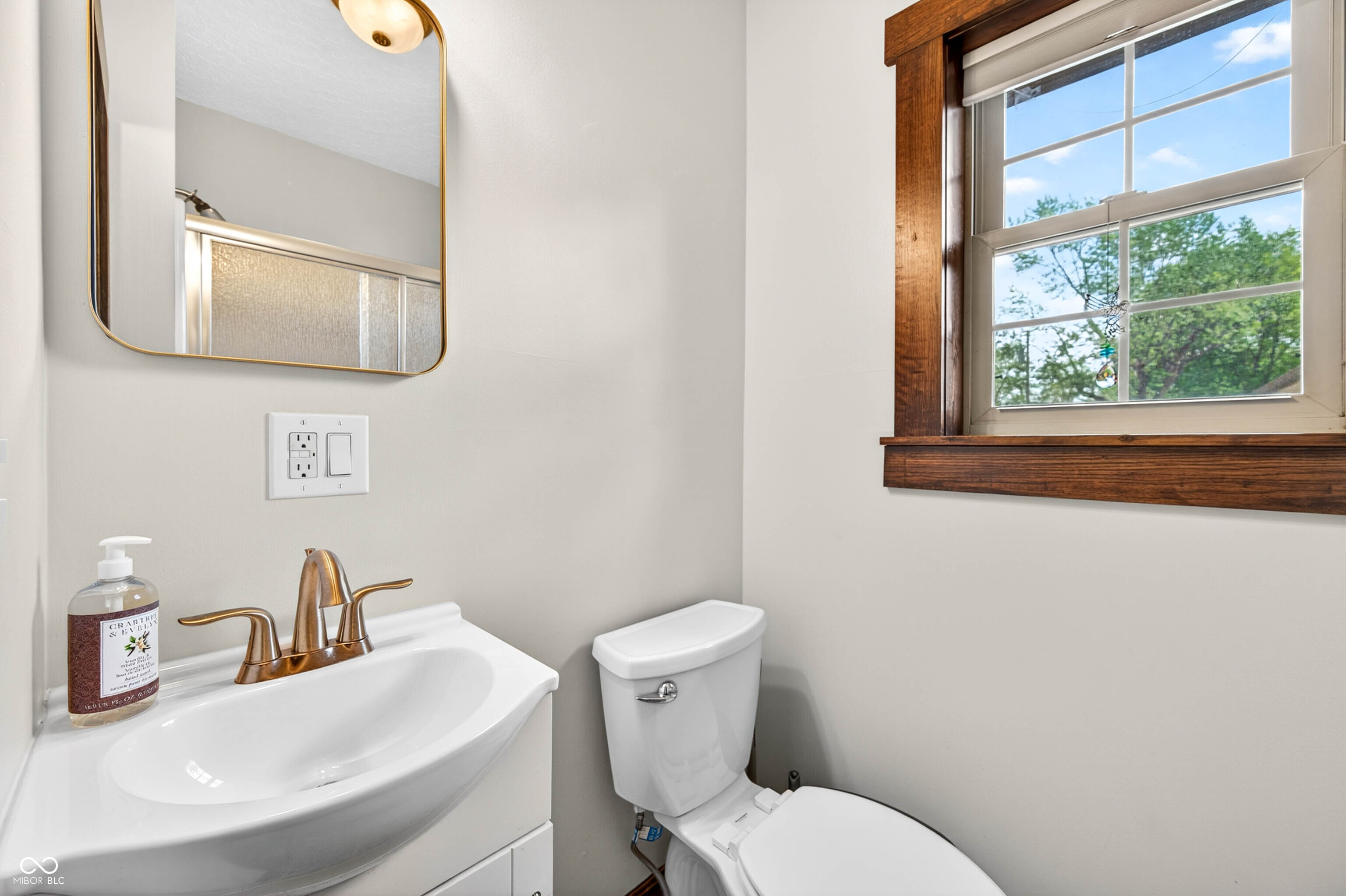 2115 Irwin Drive Columbus, IN 47201 - Photo 31 of 75