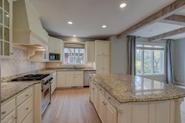 $725,000 | 3533 Eben Way, Stillwater, MN 55082