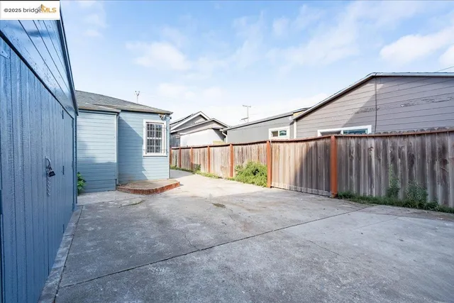 $579,000 | 8806 Dowling Street, Oakland, CA 94605