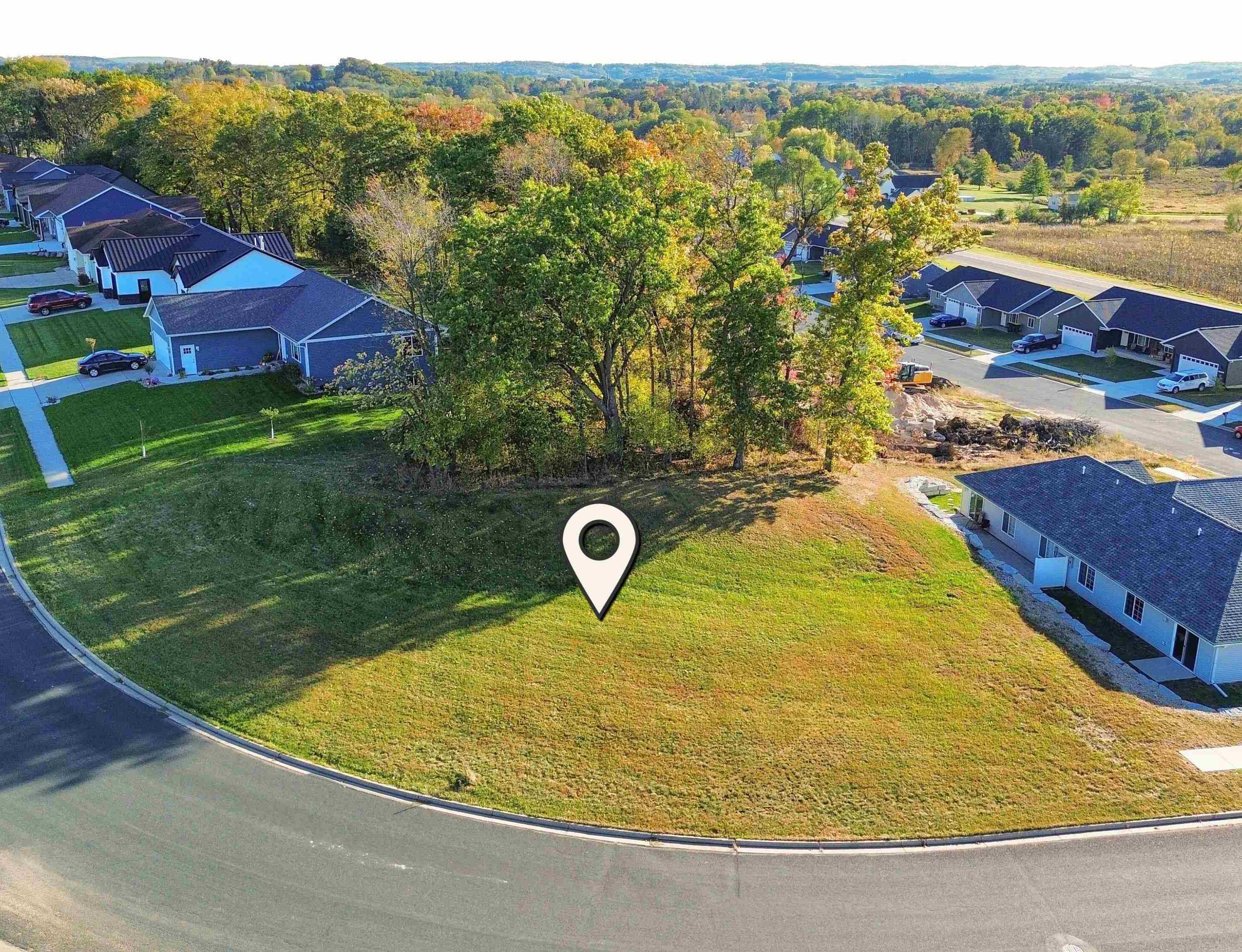 836 Hay Creek Trail Reedsburg, WI 53959 - Photo 5 of 7