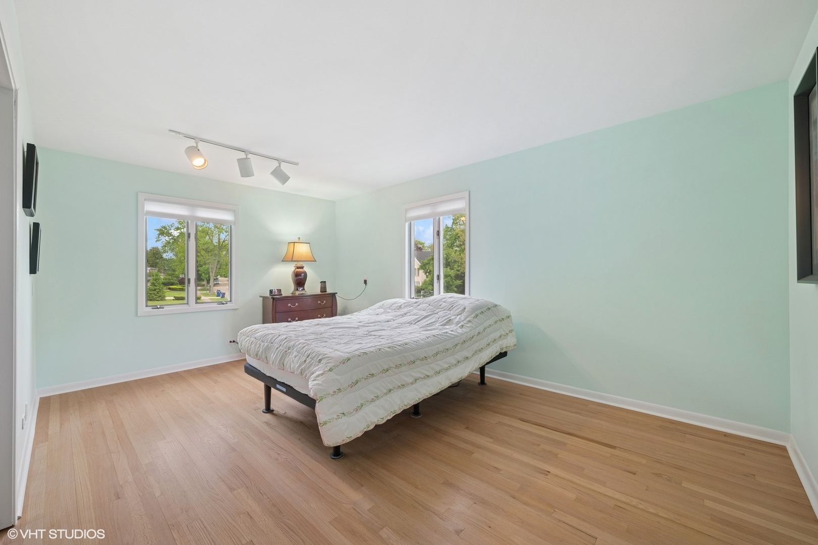 1247 High Point Lane Northbrook, IL 60062 - Photo 29 of 41 Gallery Image 29