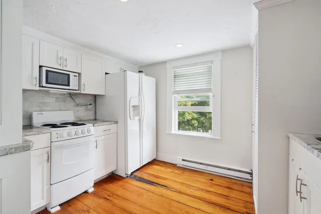 $449,700 | 2 Mt Pleasant Street, Unit 3, Rockport, MA 01966