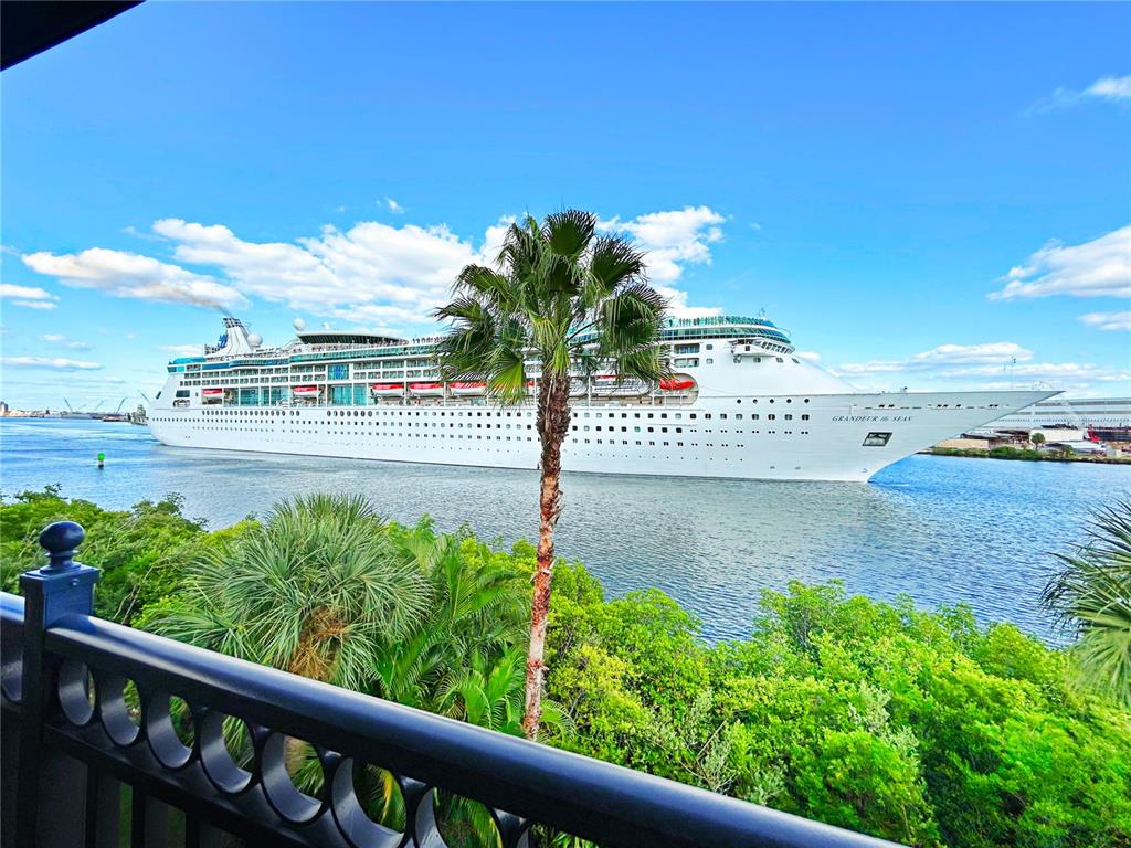 1468 Harbour Walk Road Tampa, FL 33602 - Photo 37 of 40 a view of a street with a building in the background