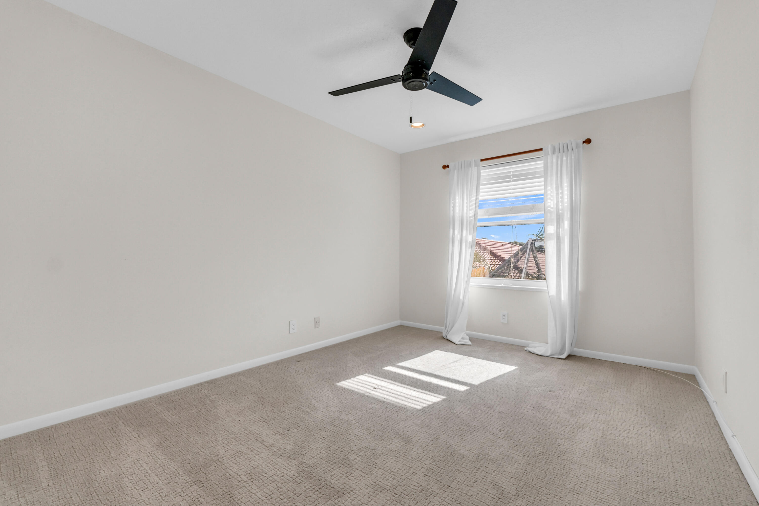 23330 Torre Circle Boca Raton, FL 33433 - Photo 40 of 52 20