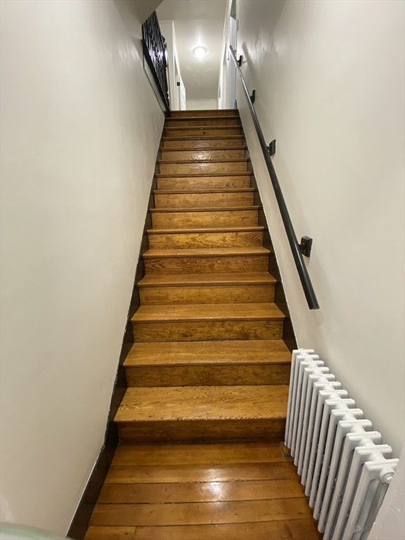 15 Linden Place, Unit 2 Dedham, MA 02026 - Photo 2 of 12
