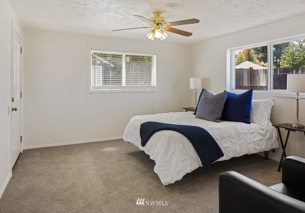 7902 Leschi Road Southwest Lakewood, WA 98498 - Photo 10 of 22