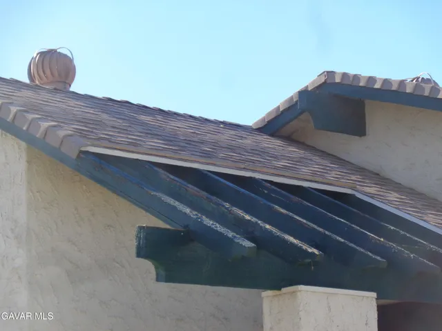 $400,000 | 44631 Fenhold Street, Lancaster, CA 93535