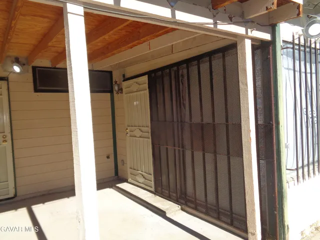 $400,000 | 44631 Fenhold Street, Lancaster, CA 93535