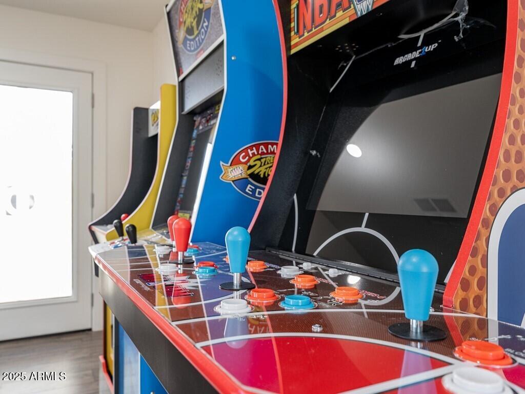 3302 East Turquoise Avenue Phoenix, AZ 85028 - Photo 40 of 59 a room with musical instruments