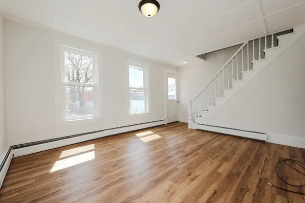 $2,100 | 9 Granite Avenue, Unit 9, Concord, NH 03301